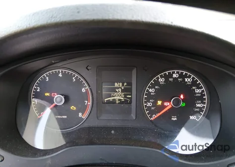 2012 Volkswagen Jetta 2.0L S z USA, uszkodzony, nr VIN 3VW2K7AJ7CM337461